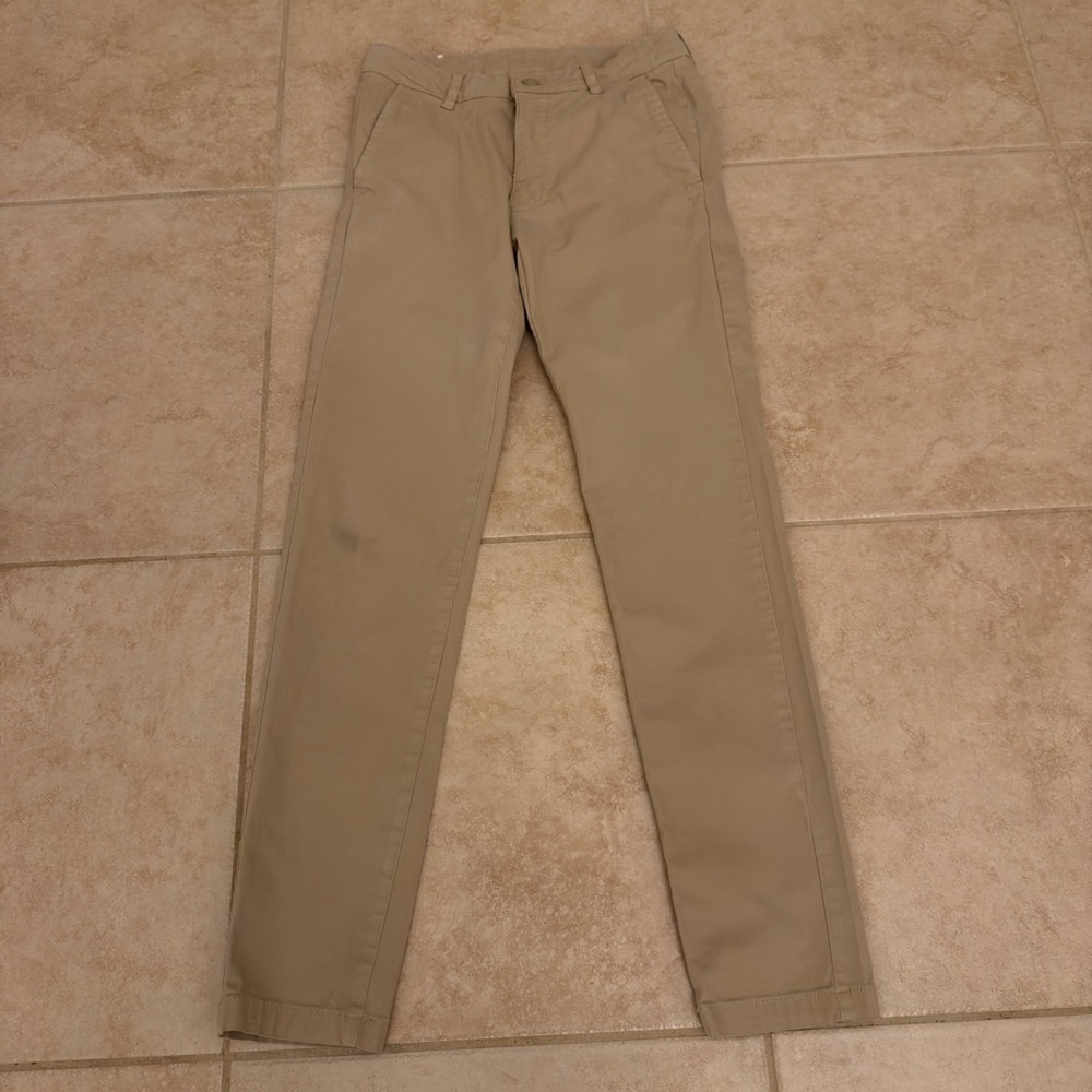 Zara Men's Chino Pants in Light Tan